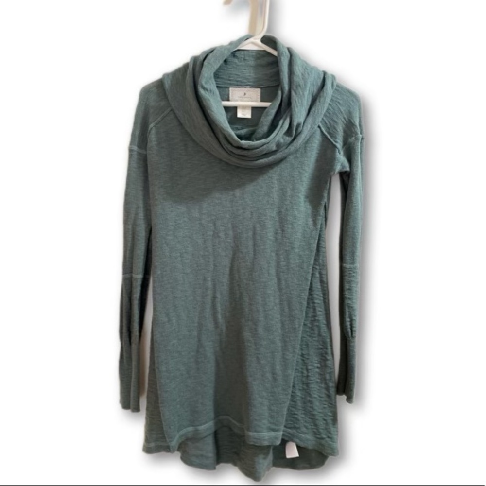 Ruby Moon cowl neck sweater size Small